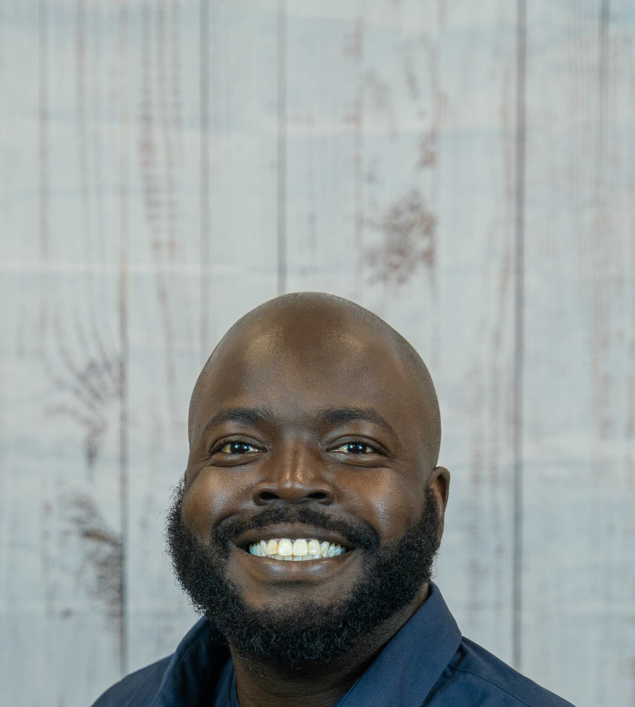 Octavius Tillman, Accountant and Financial Analyst at Eight Leaf Financial Services